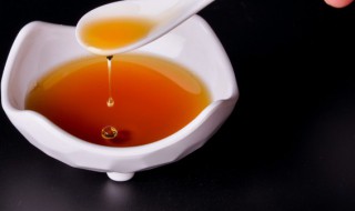 亚麻籽油的食用方法及营养价值（亚麻籽油的作用与用法）