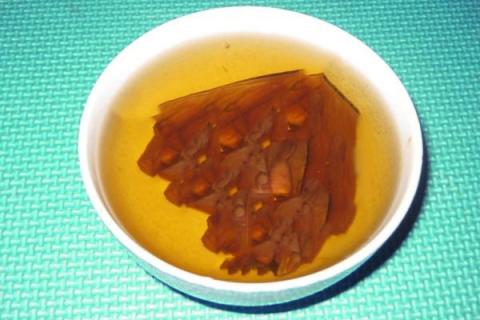 雄蚕蛾酒的功效与作用（雄蚕蛾酒的功效与作用及禁忌）
